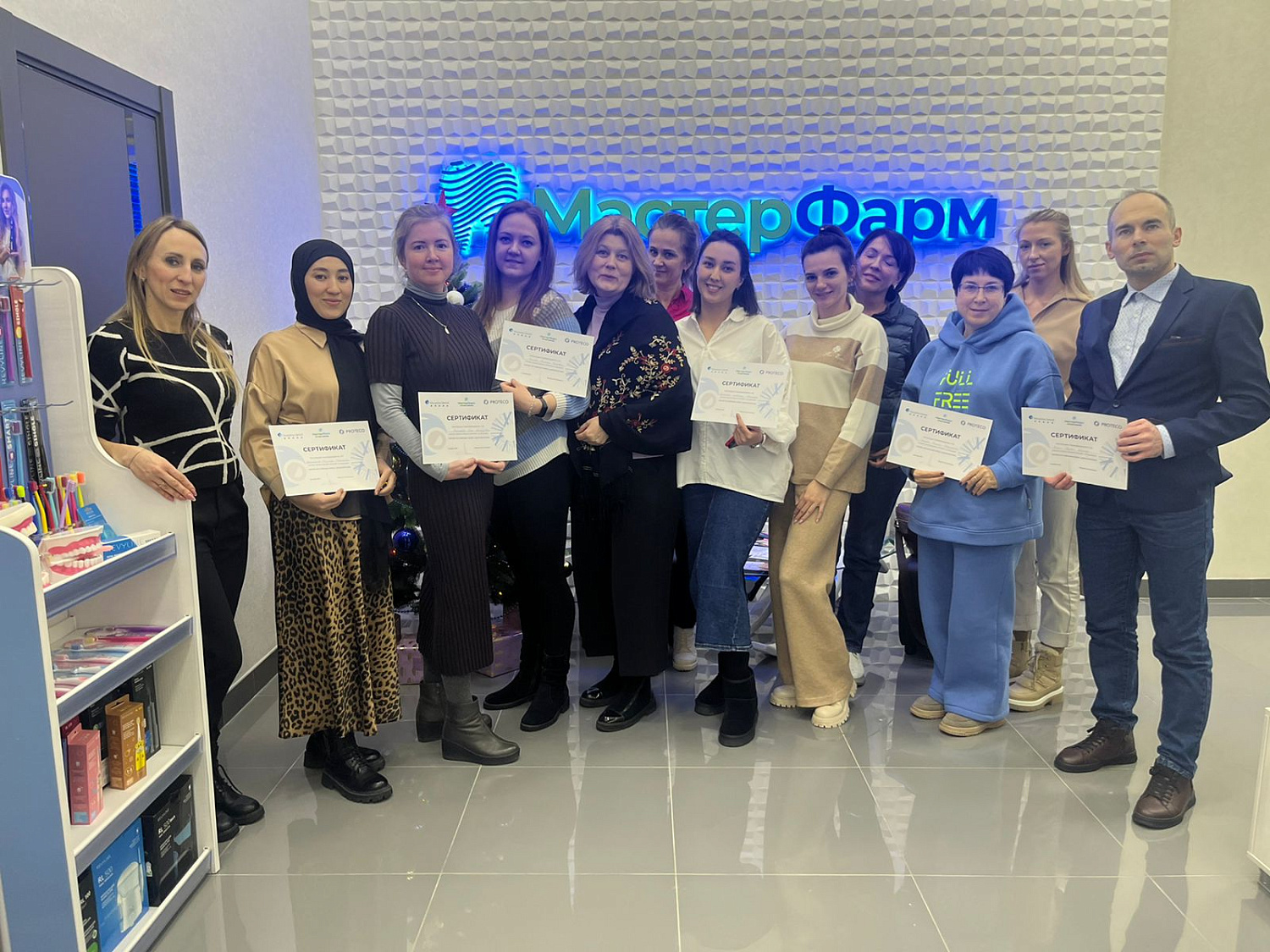 Фоотчет с Семинара-практикума "Тактика реставрации зубов с дисколоритами", который  прошел в г. Екатеринбург 9 Декабря 2023 г.