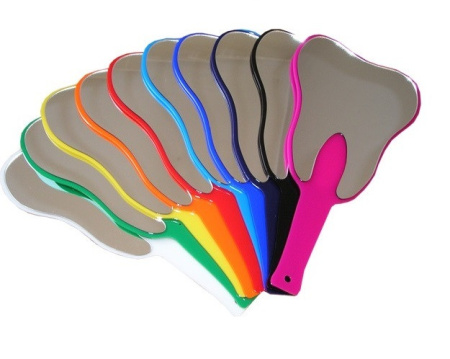 Зеркало в форме зуба белое