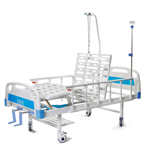 Кровать медицинская для лежачих больных  А39 ЮкиГрупп со столиком и матрасом